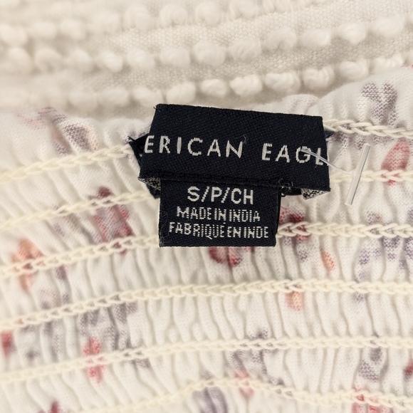 American Eagle║Smocked Ruffle Floral Top║Size S - Picture 3 of 3